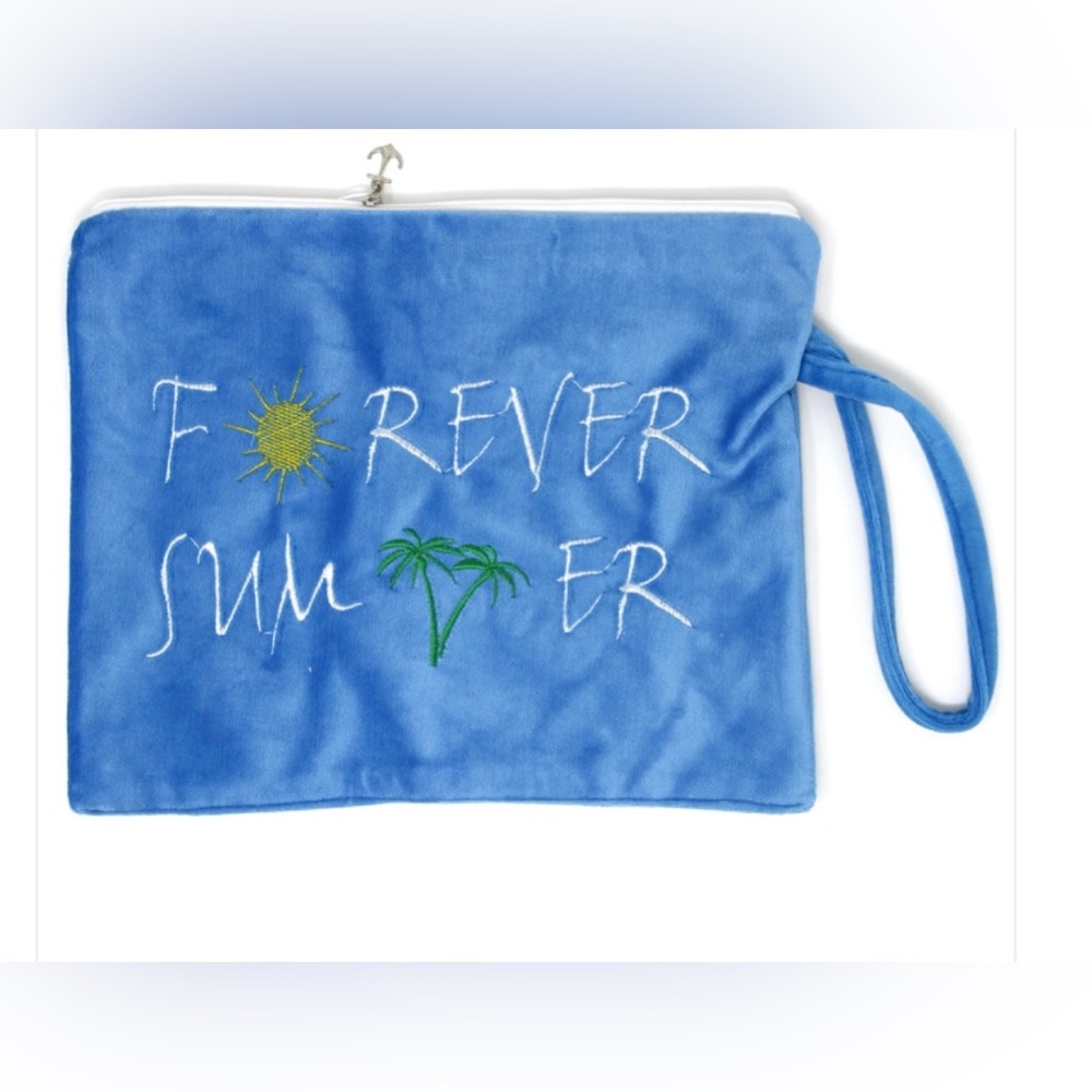Summer Bikini Wet Bag Water Proof 12” x 7” NWT

See my closet for more styles